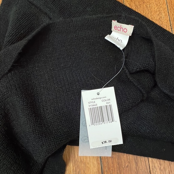 Echo Infinity Scarf. Black. NWT - Picture 3 of 4